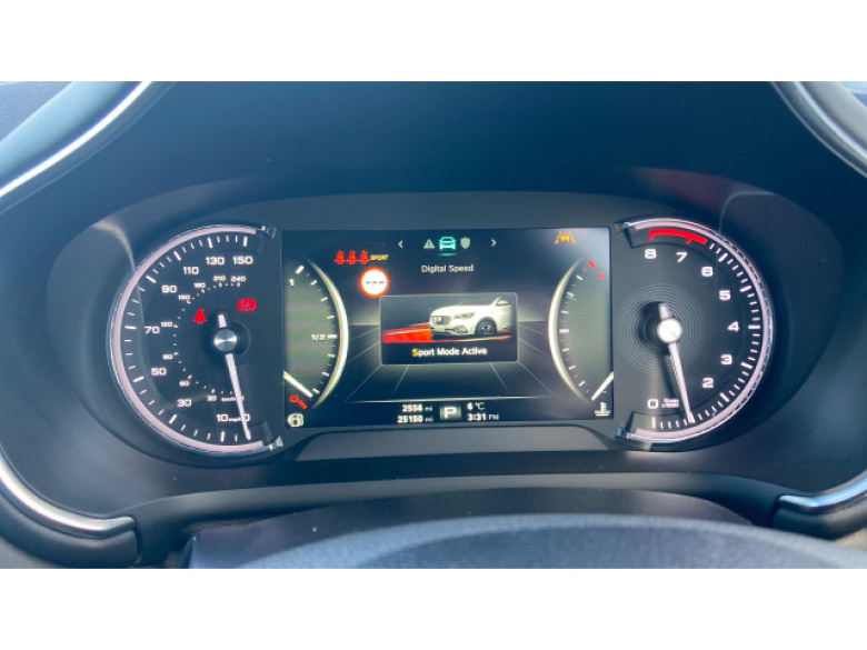 MG Hs 1.5 T-GDI Exclusive 5dr DCT Petrol Hatchback